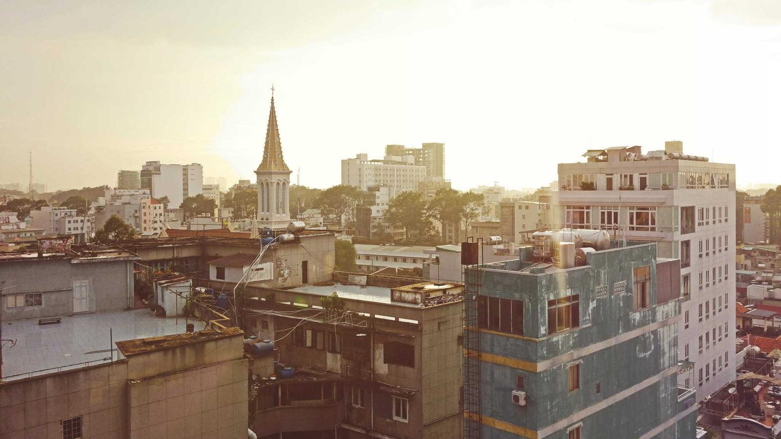 Canal Dubai — View 2