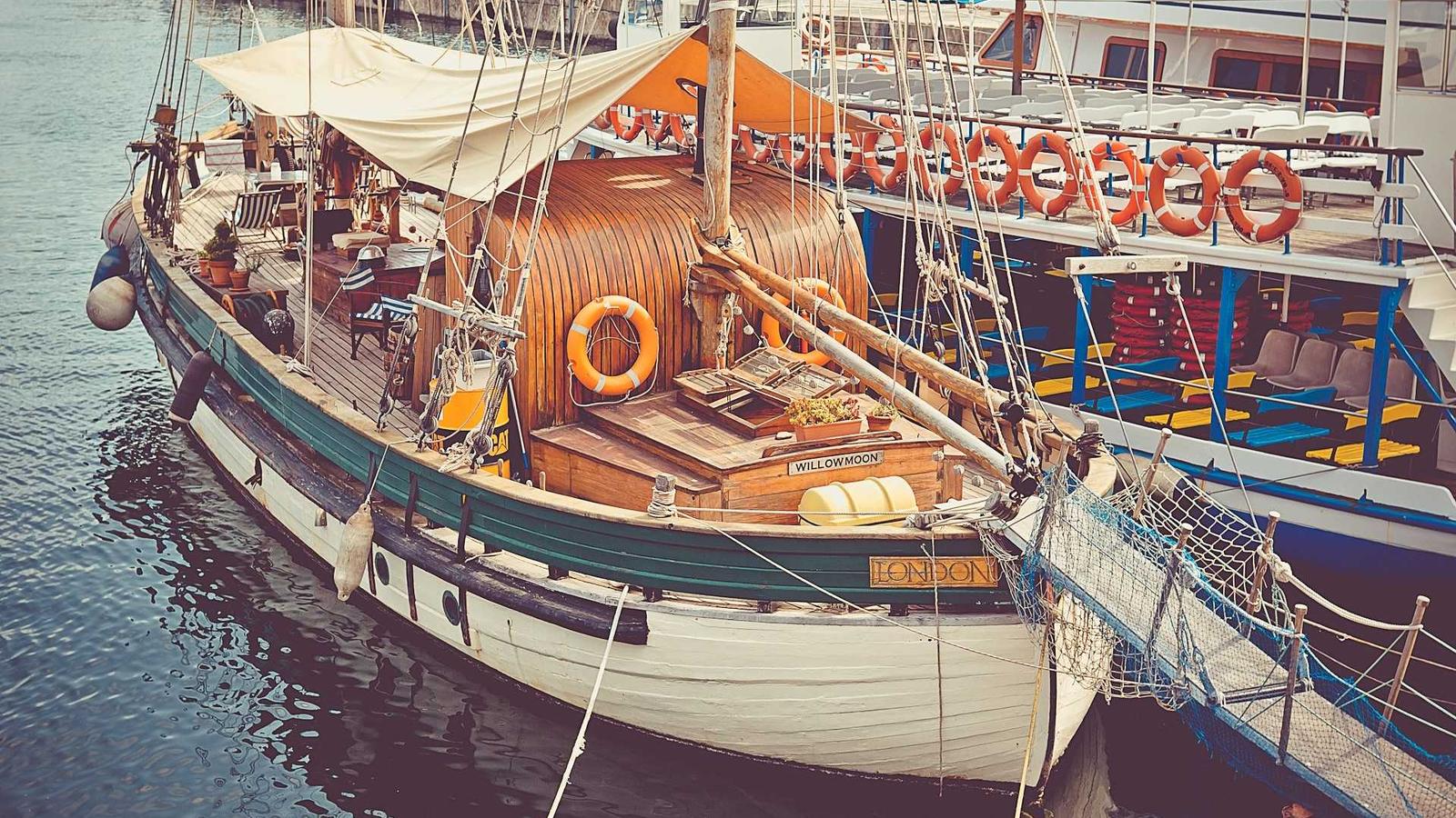 Safa Gate — View 2